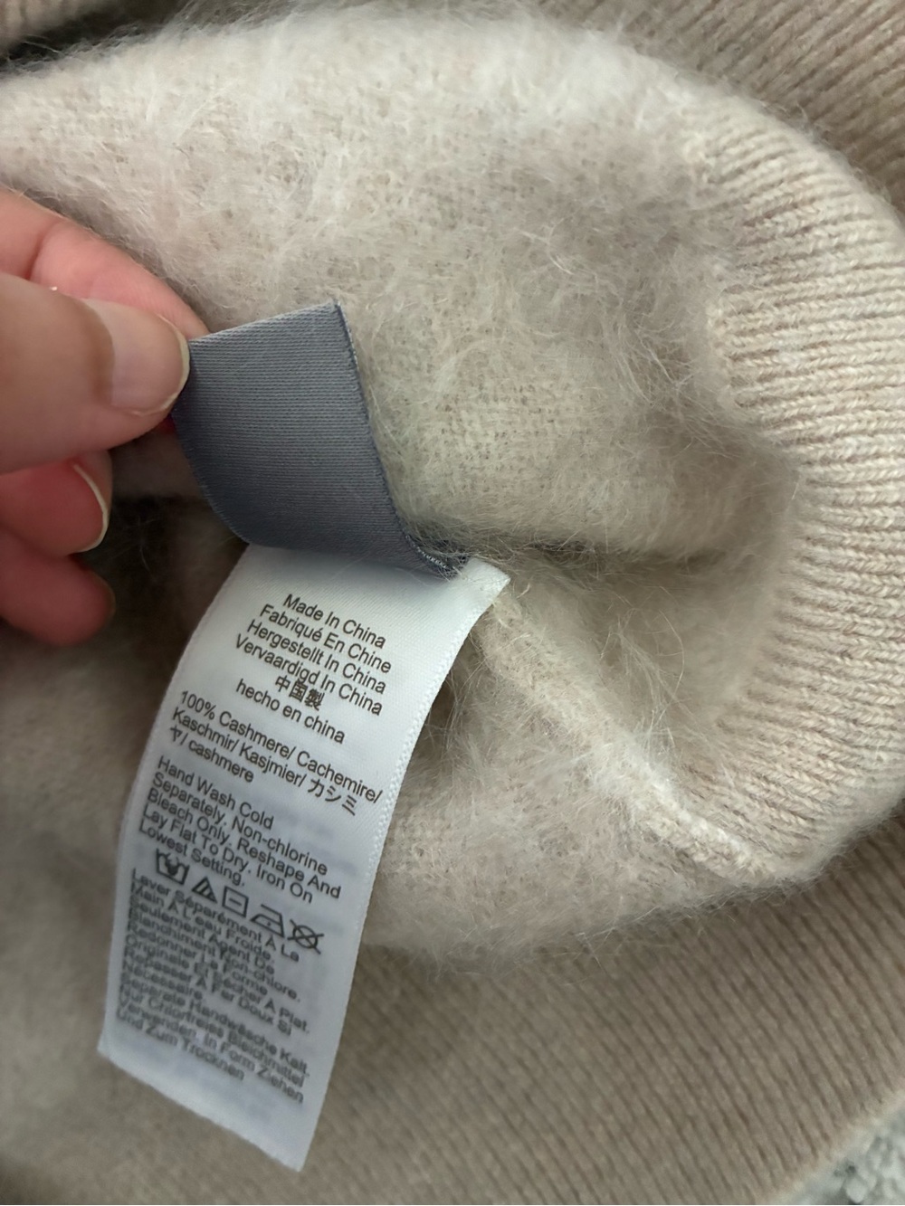 J. Crew Brushed 100% cashmere V-neck sweater Sz Medium Color ivory Heather Linen - Picture 5 of 7